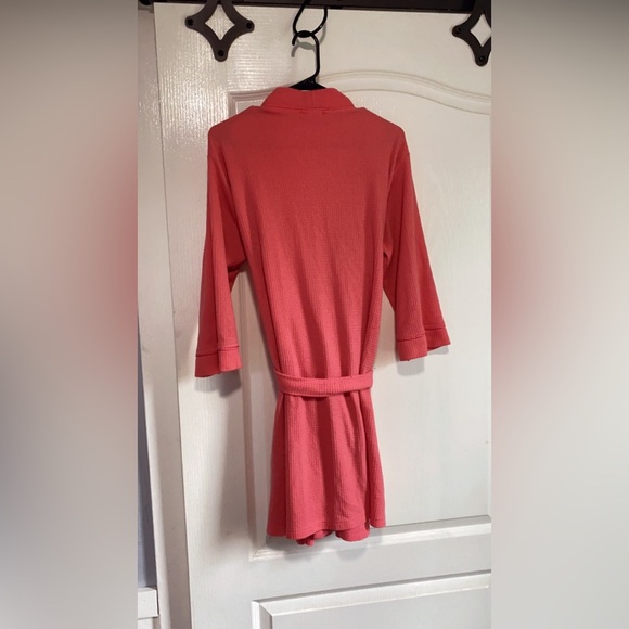 Secret Treasures Pink Belted Robe - Picture 2 of 3